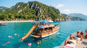 Olympos Tekne Turları İle Akdeniz'in Gizli Koylarını Keşfet